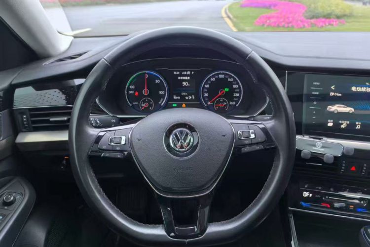 Volkswagen Passat New Energy 2020 #11 Volkswagen Passat New Energy 2020 car image #11