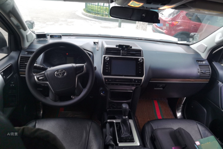 Toyota Land Cruiser Prado 2019 immagine di auto #11