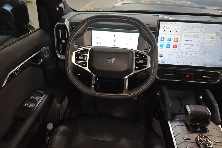 Jetour Traveller 2023 car image #11