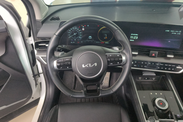 Kia Sportage 2023 car image #11