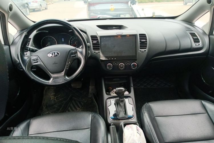 起亚 起亚K3 2017 汽车图片 #11