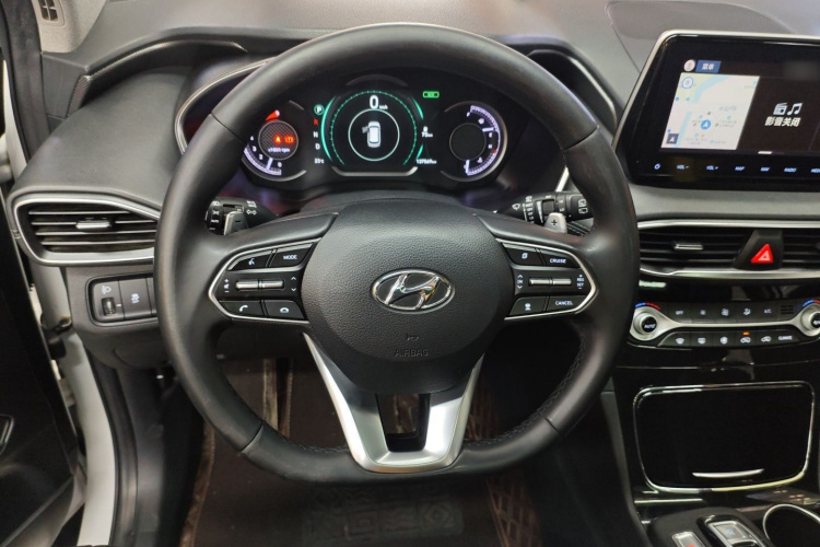 Hyundai Santa Fe 2019 car image #11