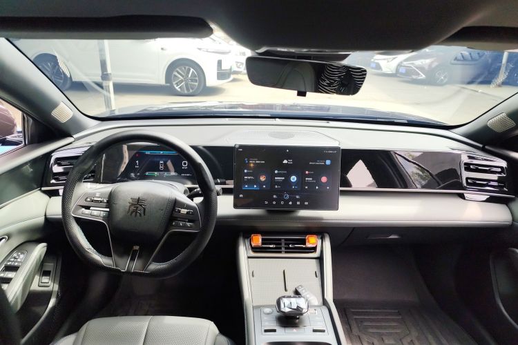 BYD Qin L 2024 car image #11