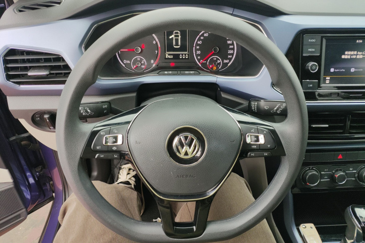 Volkswagen T-Cross 2020 #11 Volkswagen T-Cross 2020 car image #11