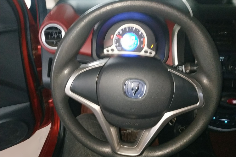 Changan BenBen 2017 изображение автомобиля #11