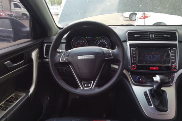 Haval M6 2020 #11 Haval M6 2020 car image #11