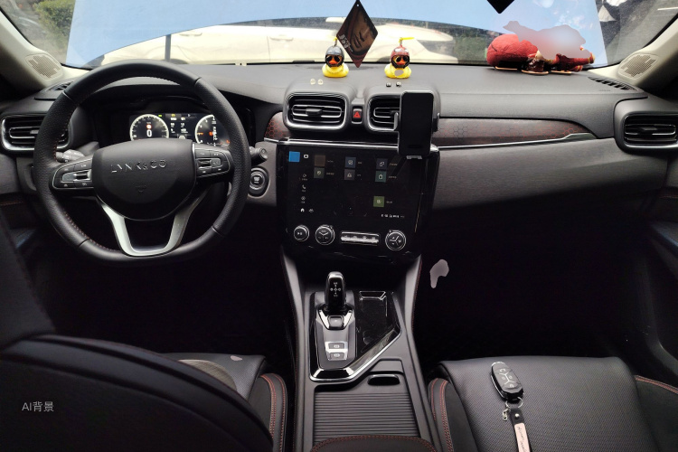 Lynk & Co 02 2018 #11 Lynk & Co 02 2018 car image #11