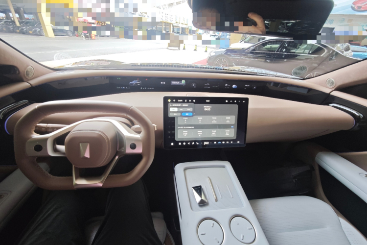 Avatr 07 2025 car image #11