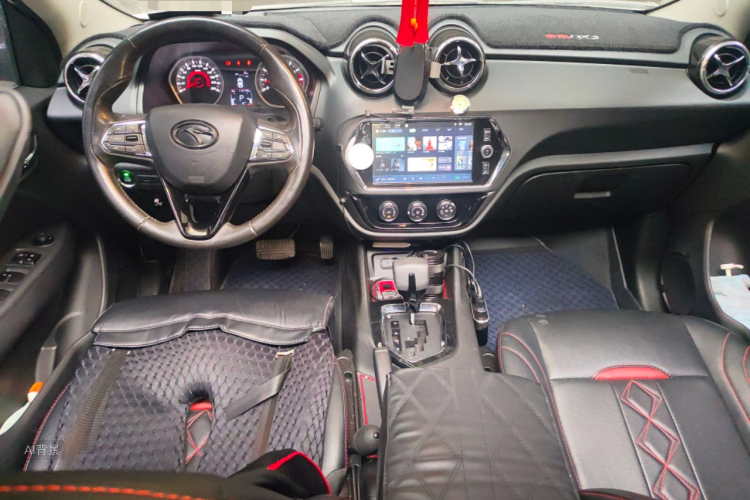 Soueast DX3 2017 car image #11