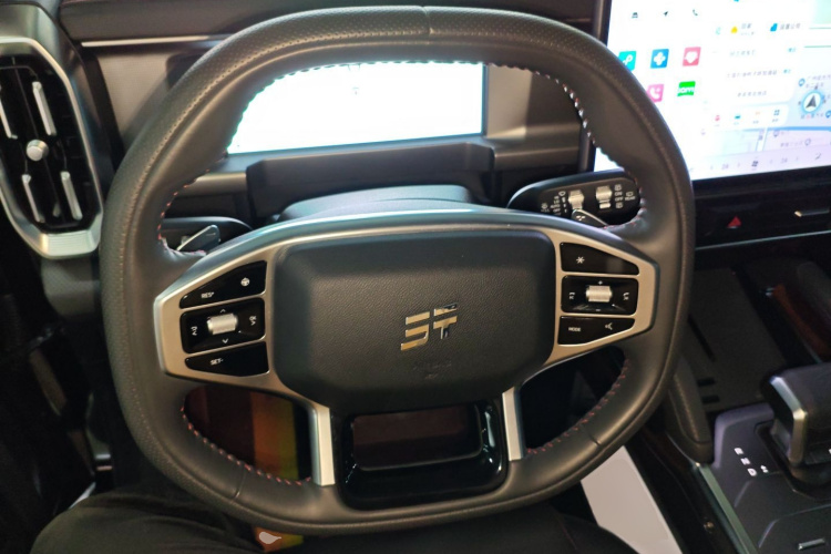 Jetour Traveller 2023 car image #11