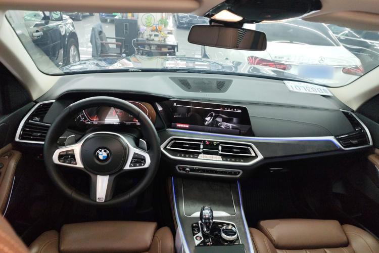 BMW X5 (Imported) 2021 image de voiture #11