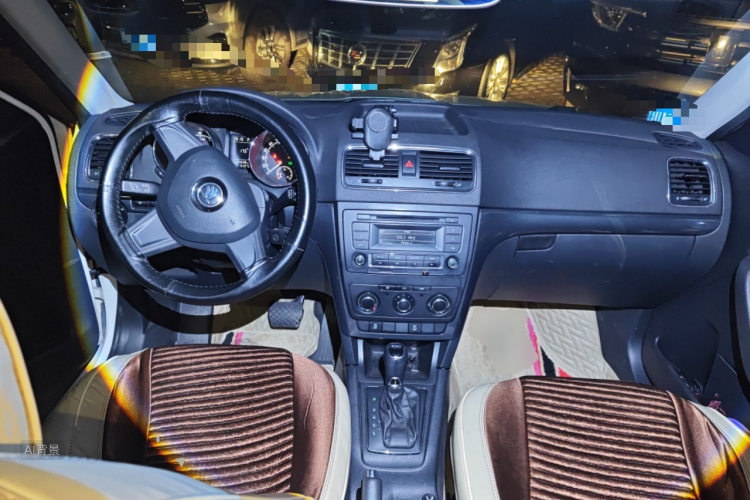 Skoda Yeti 2014 imagen de coche #11