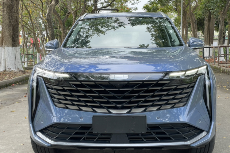 GEELY Boyue L 2024 car image #11