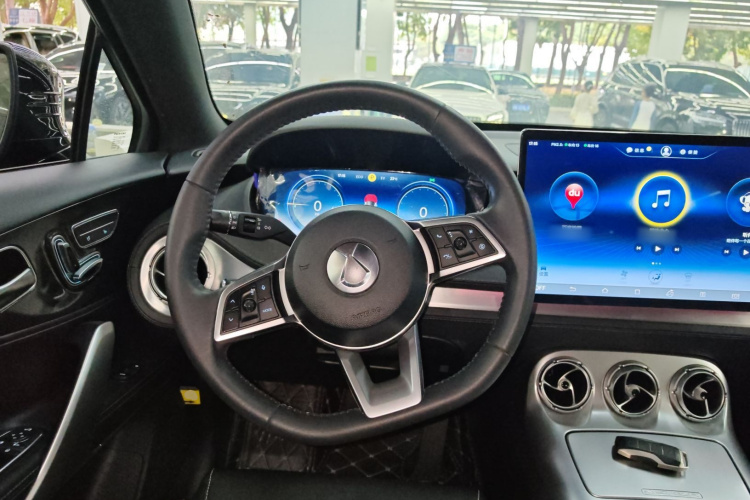 Denza X 2020 изображение автомобиля #11