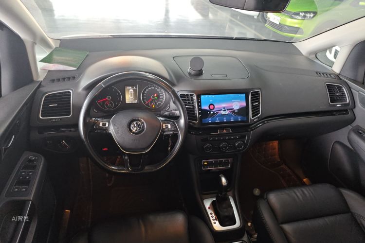 Volkswagen Sharan 2018 immagine di auto #11