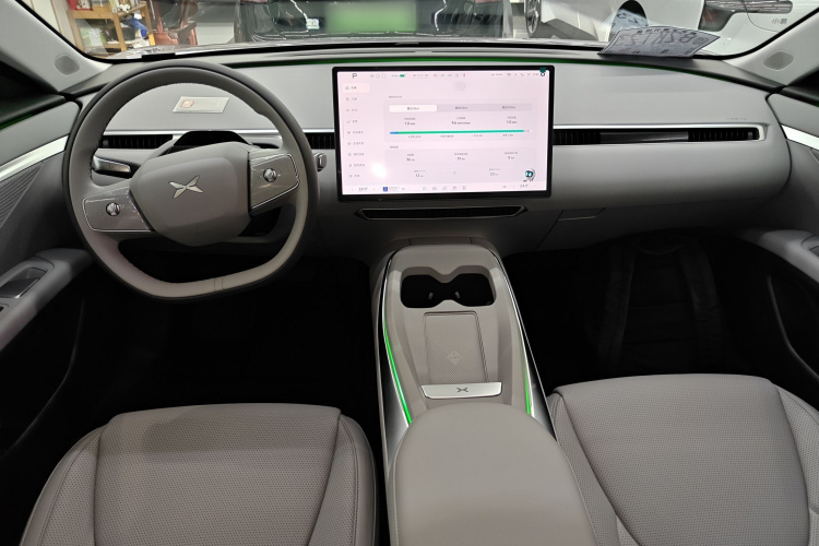 Xpeng MONA M03 2026 immagine di auto #11