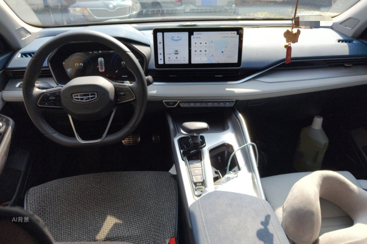 Preface 2023 immagine di auto #11