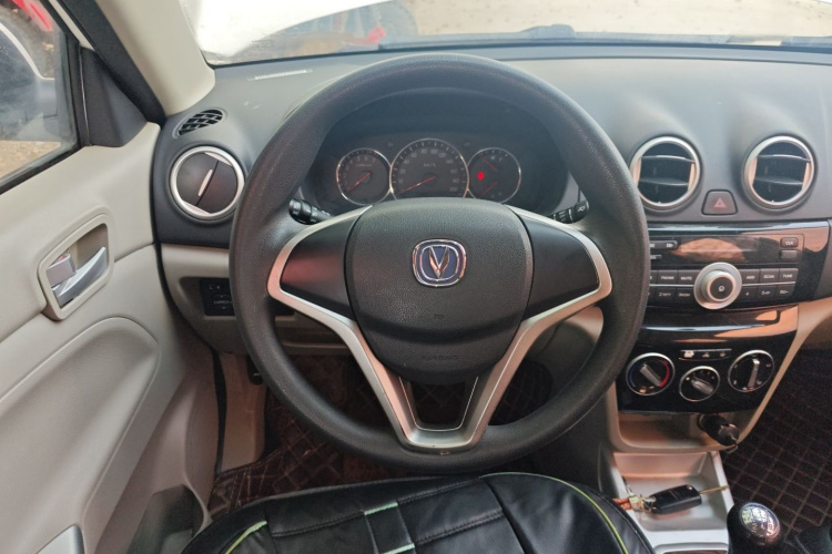 Changan Alsvin V3 2017 immagine di auto #11