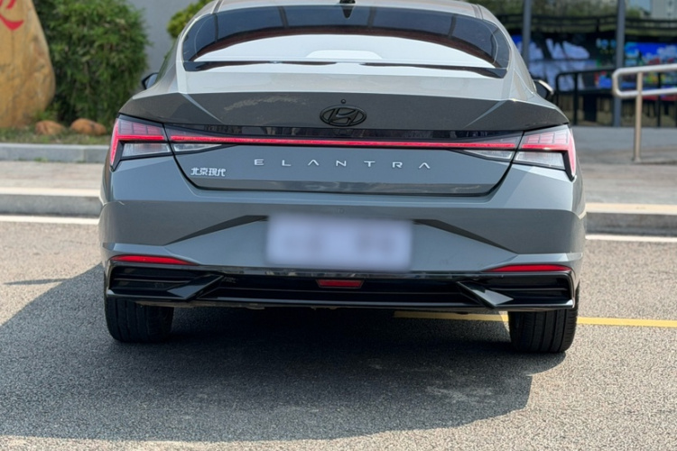 Hyundai Elantra 2020 immagine di auto #11