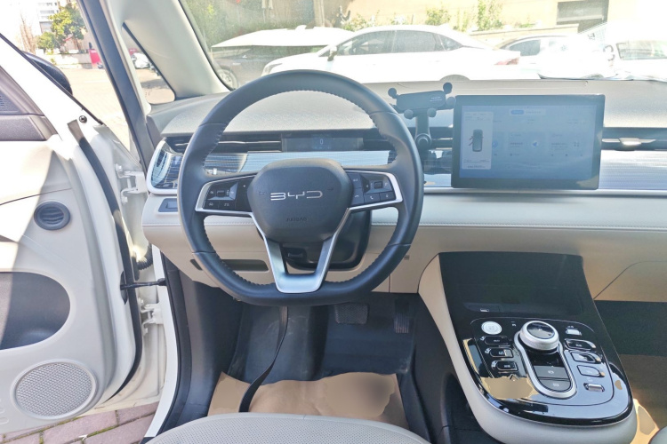 BYD D1 2024 car image #11