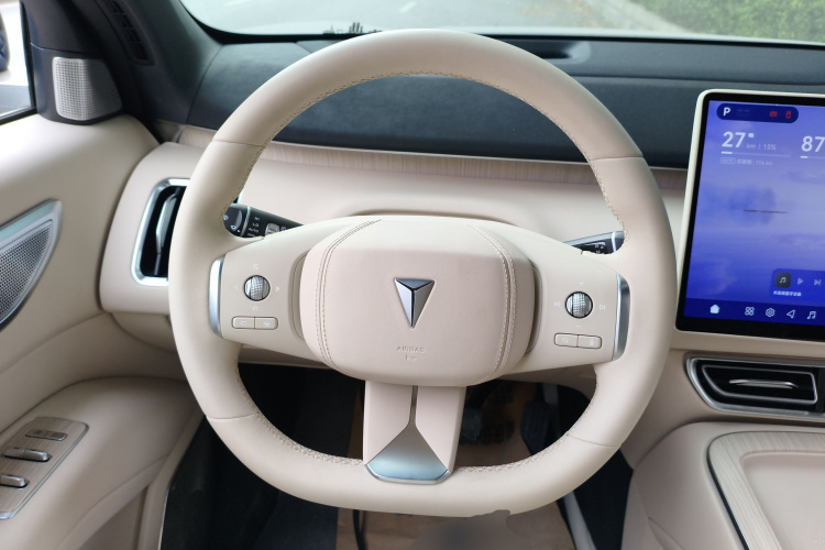 Deepal S09 2025 imagen de coche #11