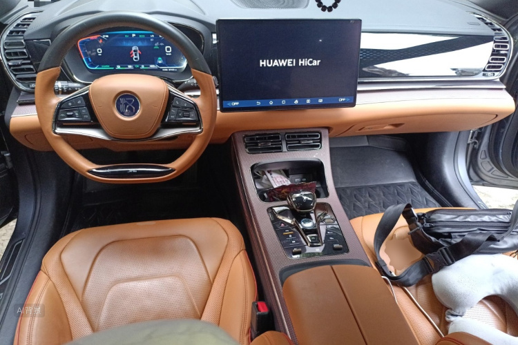 BYD Han 2022 car image #11