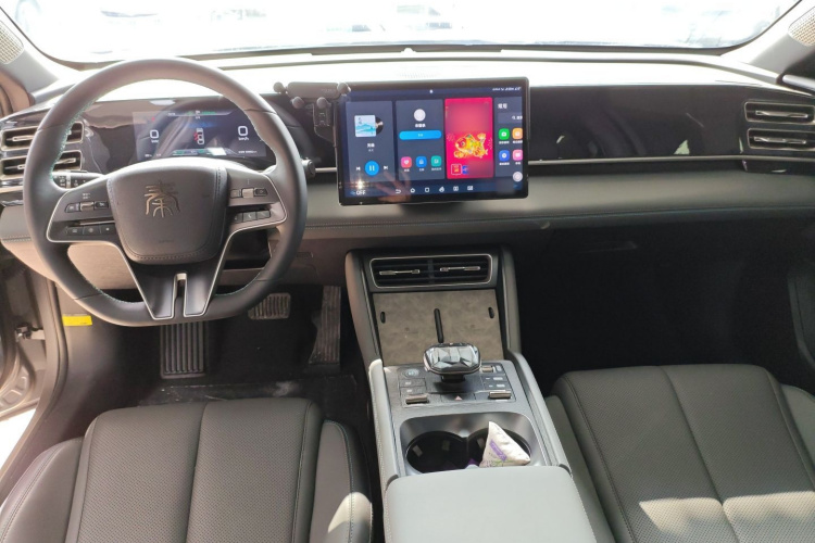 BYD Qin L 2024 car image #11