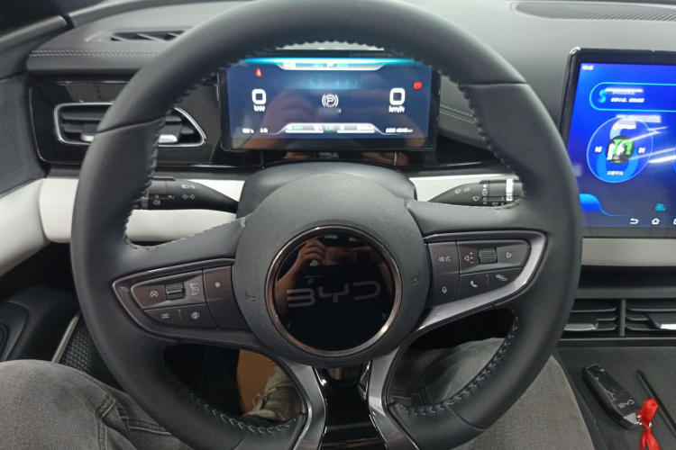 BYD Seal 06 New Energy 2025 car image #11