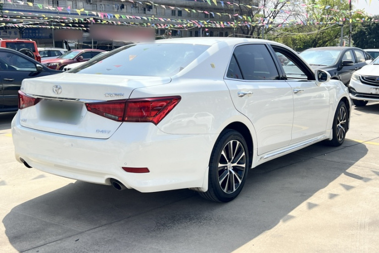 丰田 皇冠 2018 汽车图片 #11