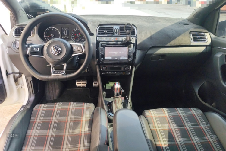 Volkswagen Polo 2016 #11 Volkswagen Polo 2016 car image #11