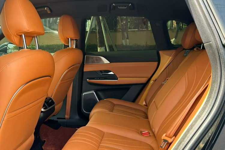 Xpeng G9 2023 صورة سيارة #11