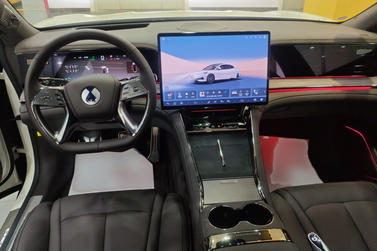 Denza Z9 2024 imagem de carro #11