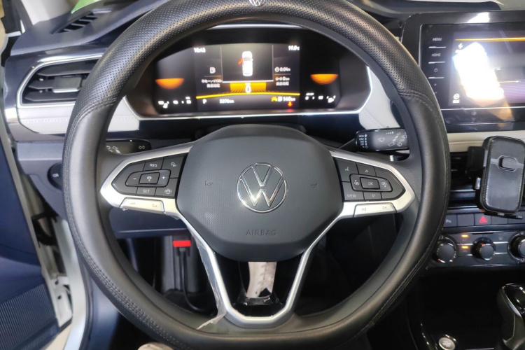 Volkswagen Tharu 2025 #11 Volkswagen Tharu 2025 car image #11
