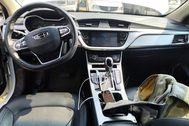 Emgrand GL 2019 #11 Emgrand GL 2019 car image #11