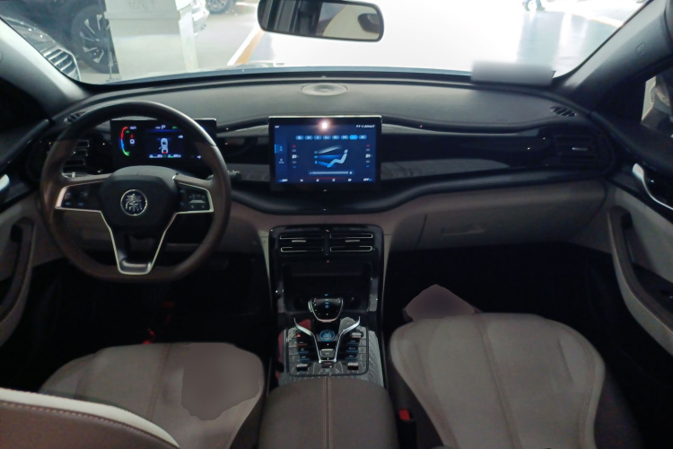 BYD Qin Plus 2023 imagem de carro #11