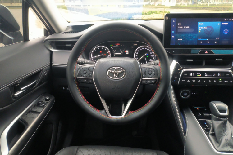 Toyota Harrier 2023 immagine di auto #11