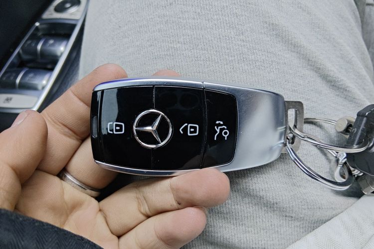 Mercedes-Benz CLS Class 2021 car image #11