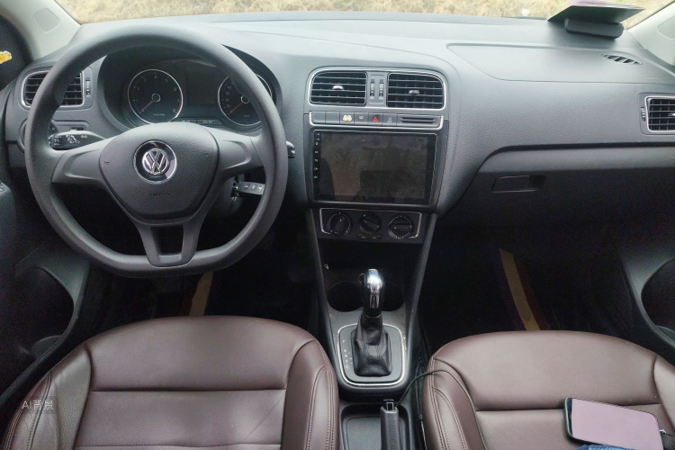 Polo 2015 #11 Polo 2015 car image #11
