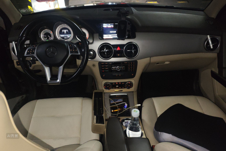 Mercedes-Benz GLK Class 2015 car image #11