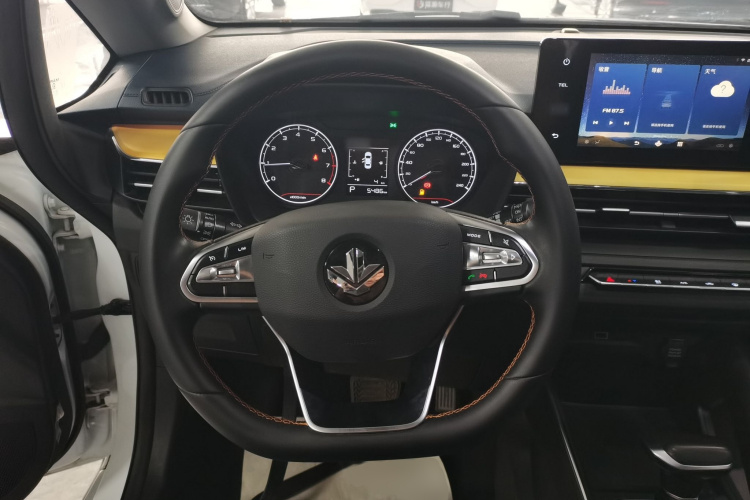 X3 PRO 2023 car image #11