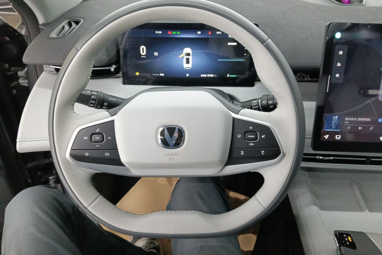 Changan UNI-Z 2024 car image #11