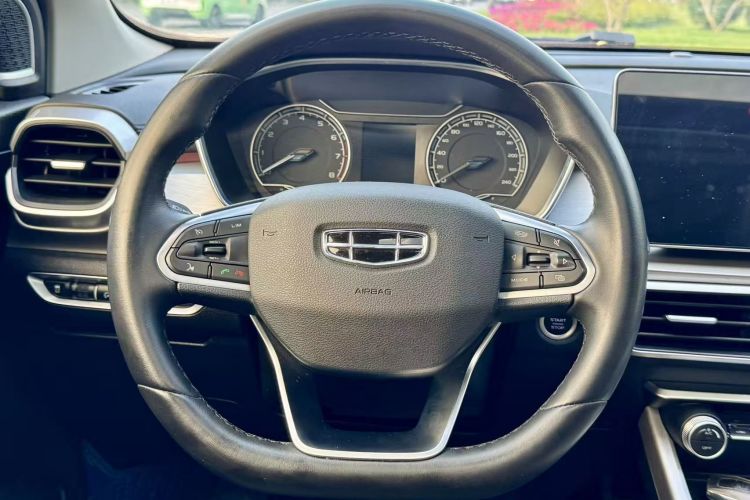 GEELY Coolray 2021 #11 GEELY Coolray 2021 car image #11