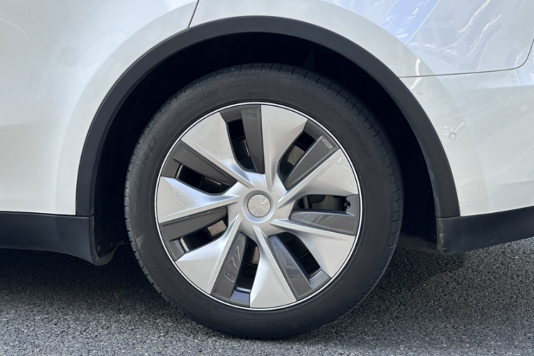 特斯拉 Model Y 2022 汽车图片 #11