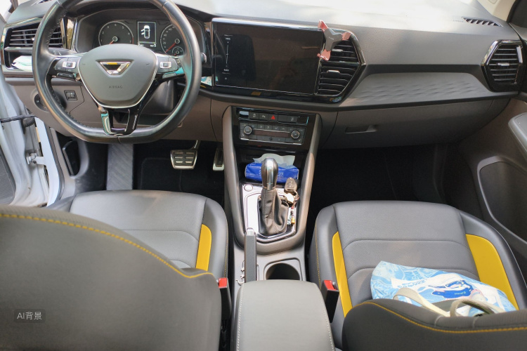 VS5 2020 car image #11