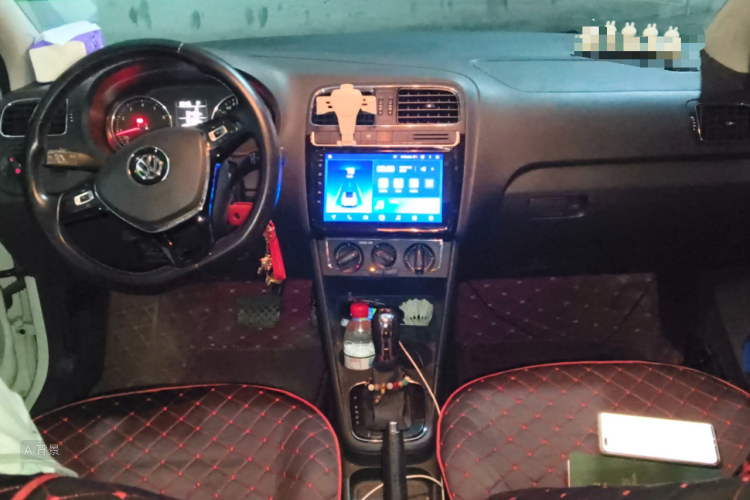 Polo 2016 car image #11