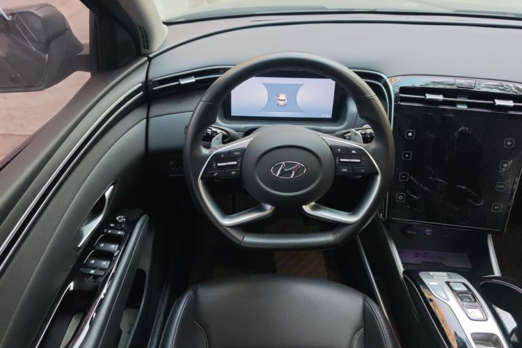 Hyundai Tucson 2023 immagine di auto #11