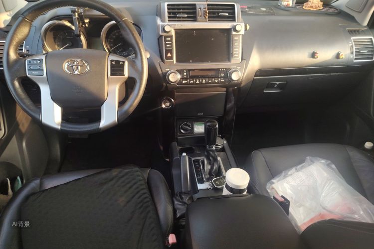 Toyota Land Cruiser Prado 2017 car image #11