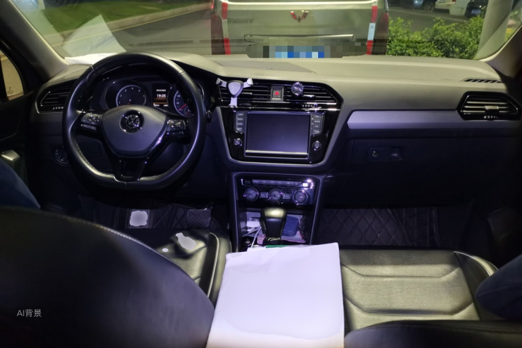 Volkswagen Tiguan L 2018 #11 Volkswagen Tiguan L 2018 car image #11