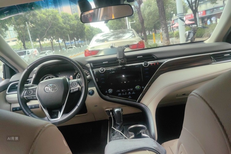 Toyota Camry 2021 car image #11