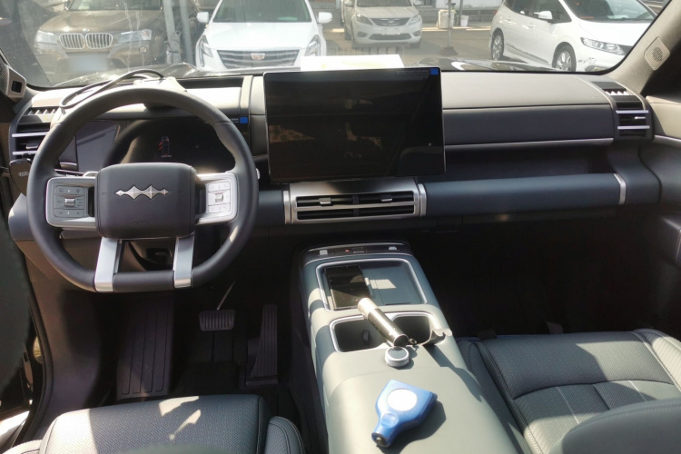 FangChengBao Tiger 7 2025 car image #11